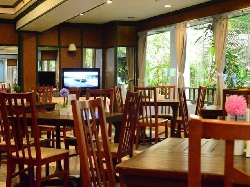 At Ayutthaya Hotel Bagian luar foto